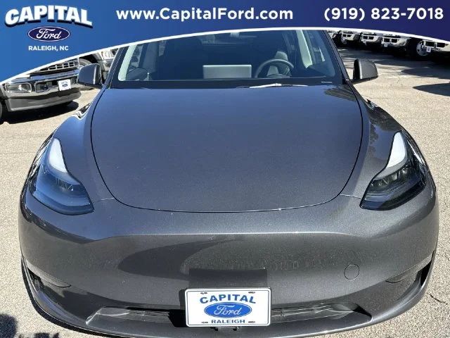 Used 2023  Tesla Performance image 10