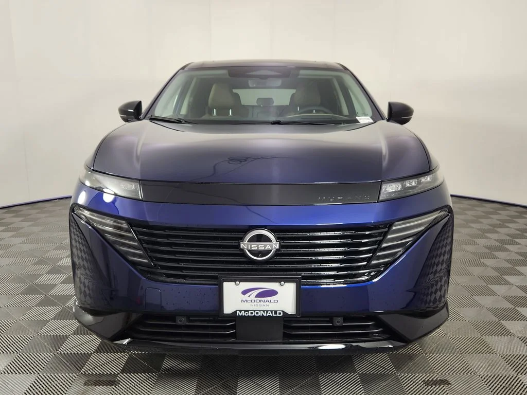 New 2026 Blue Nissan Platinum image 7