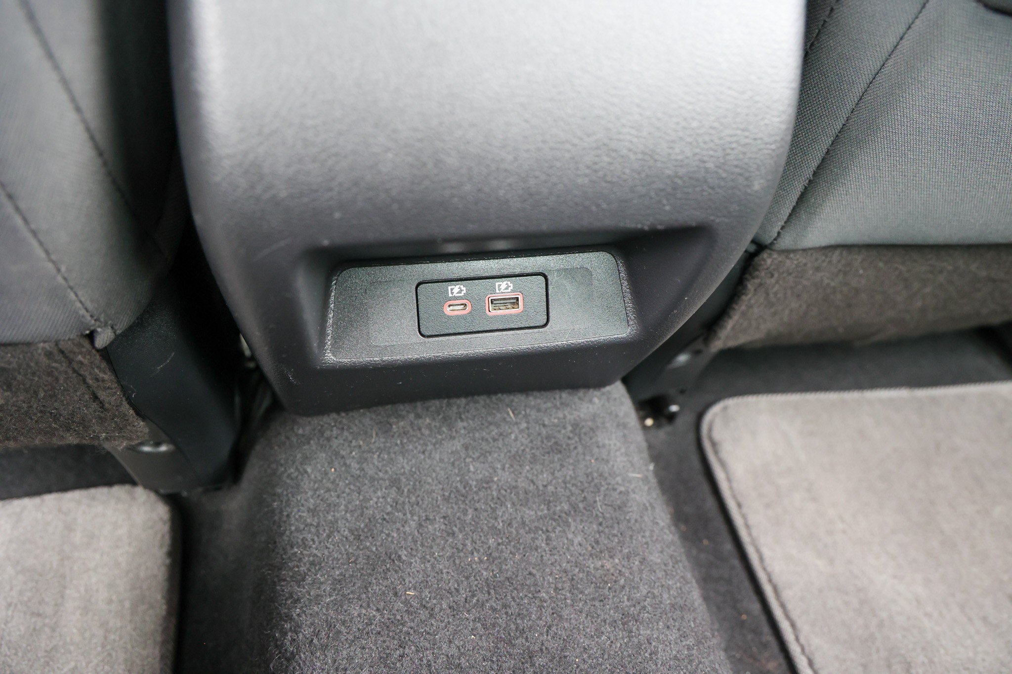 Used 2023 Gun Metallic Nissan 2.5 SV image 38