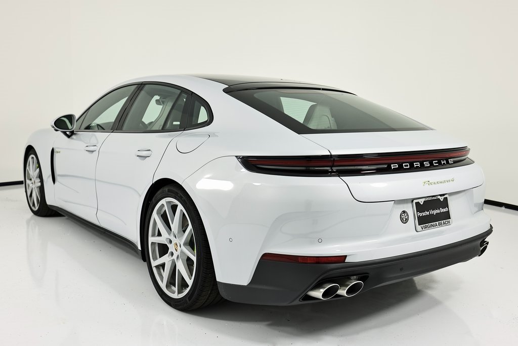 2026 Porsche Panamera 4 E-Hybrid
