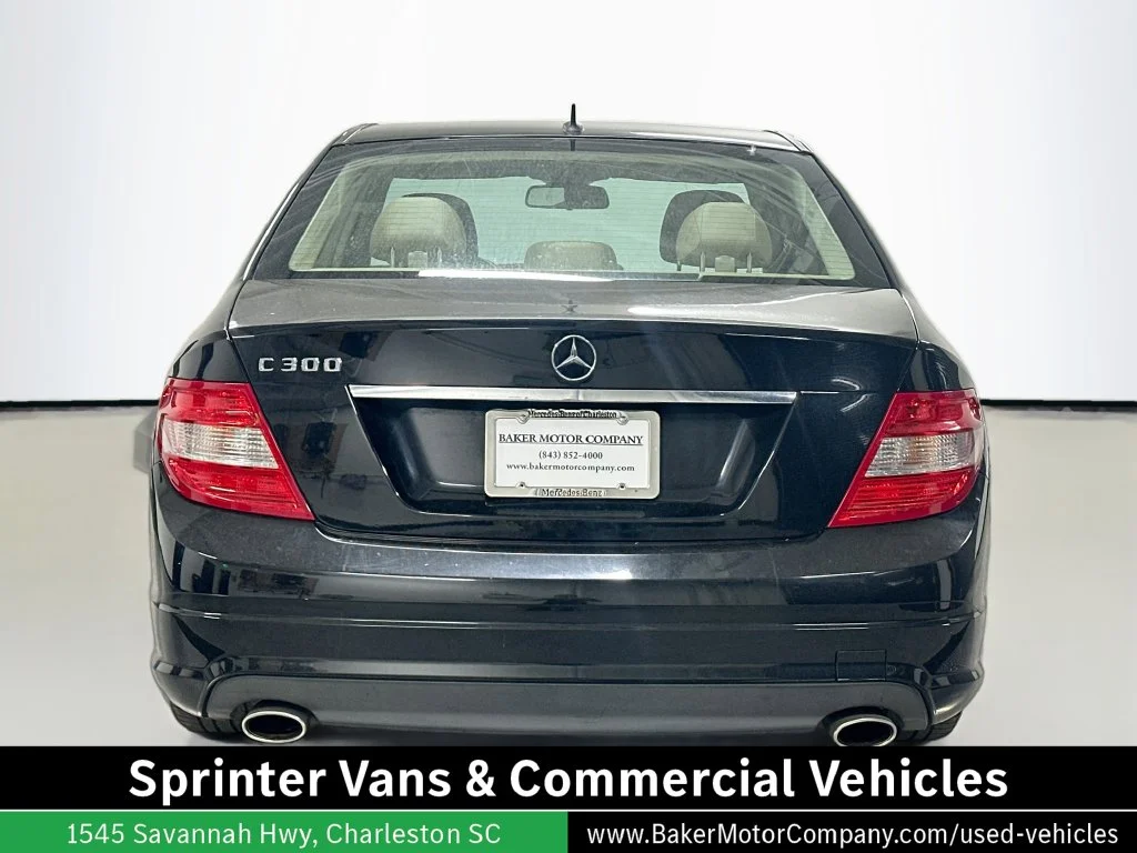 Used 2011 Black Mercedes-Benz C 300 image 10
