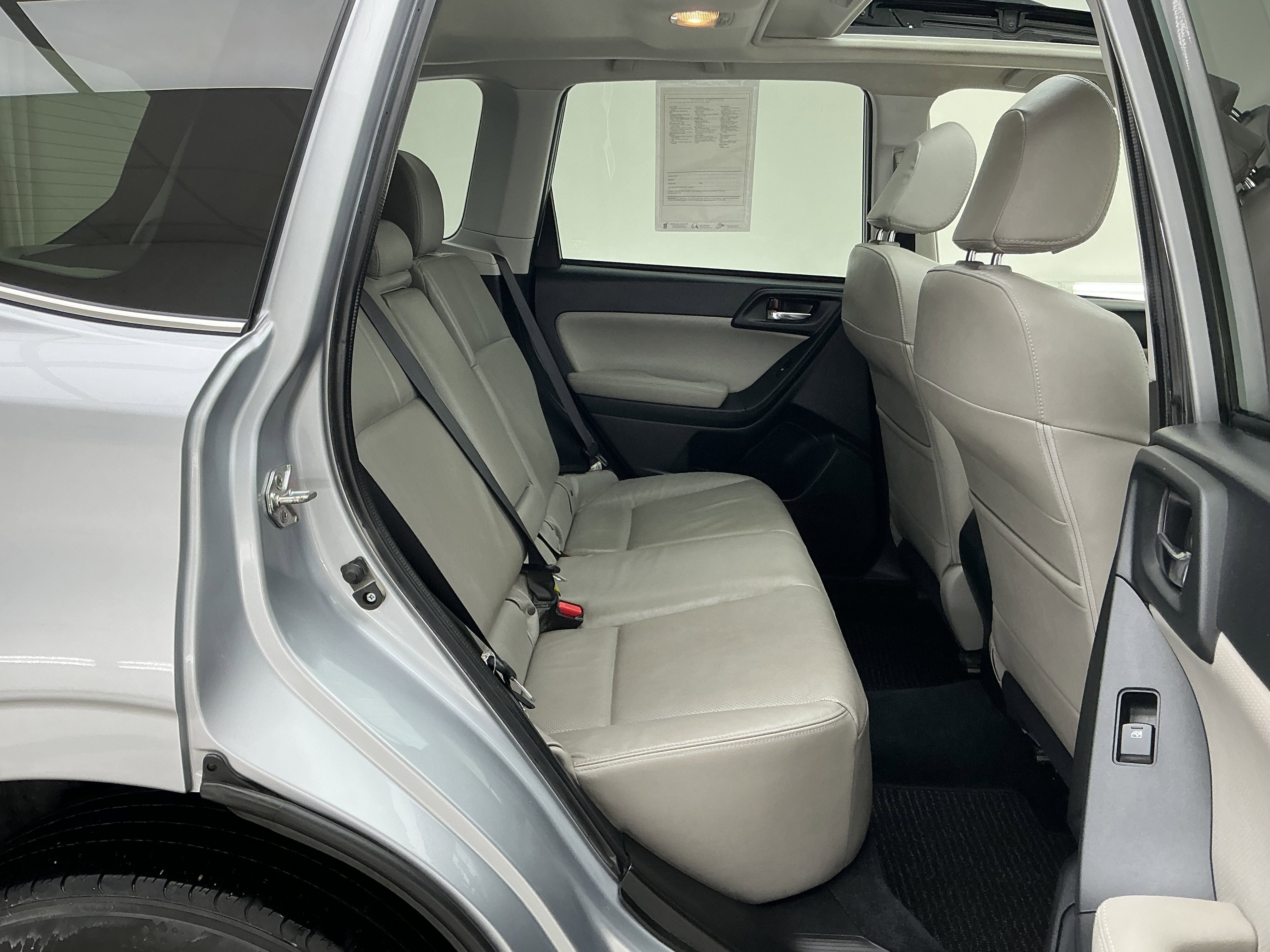 Used 2015 Ice Silver Metallic Subaru 2.5i Limited image 23