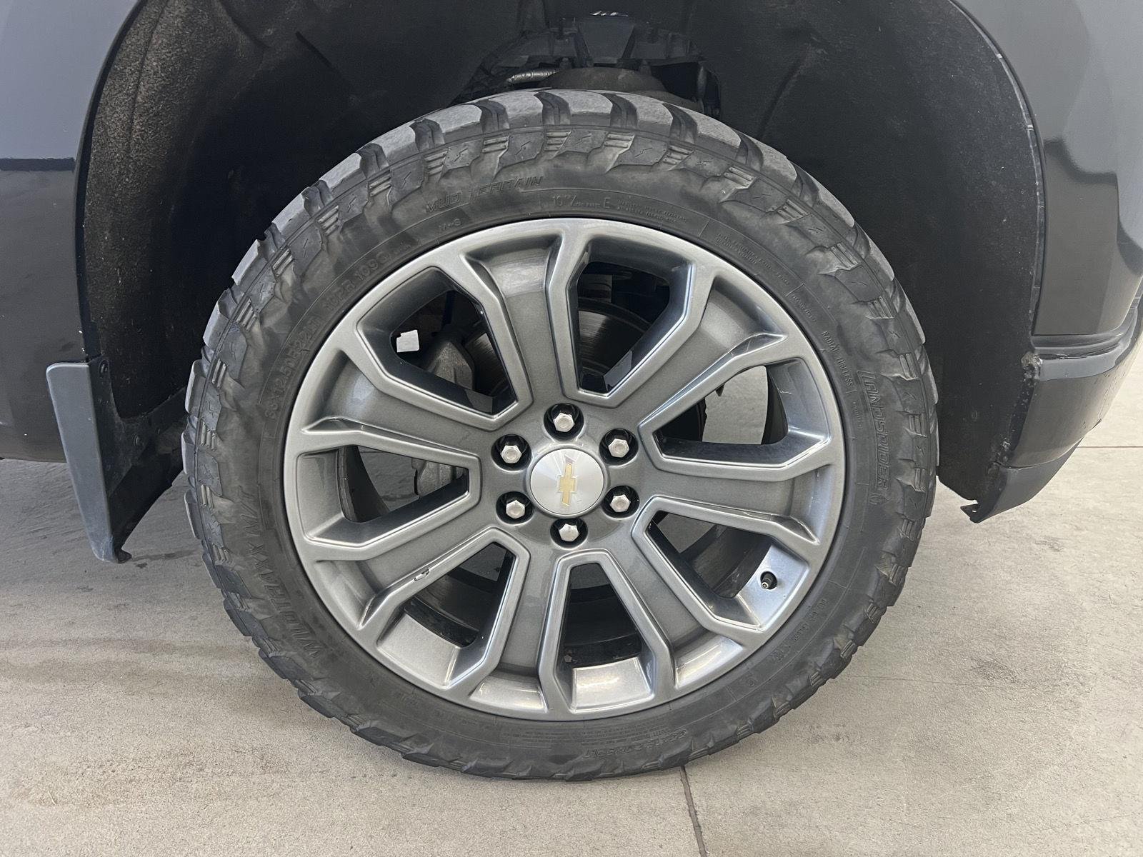 Used 2021 BLACK Chevrolet High Country image 11