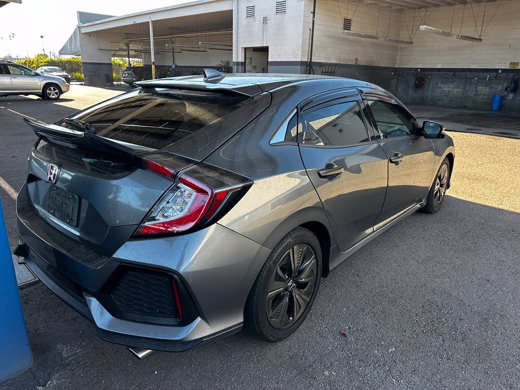 Used 2018 Gray Honda EX-L image 19
