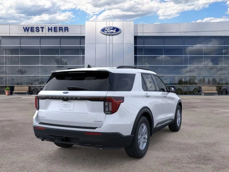 2025 Ford Explorer Active - Photo 8