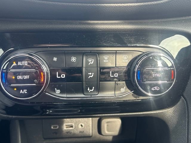 Used 2023 Gray Buick Select image 10