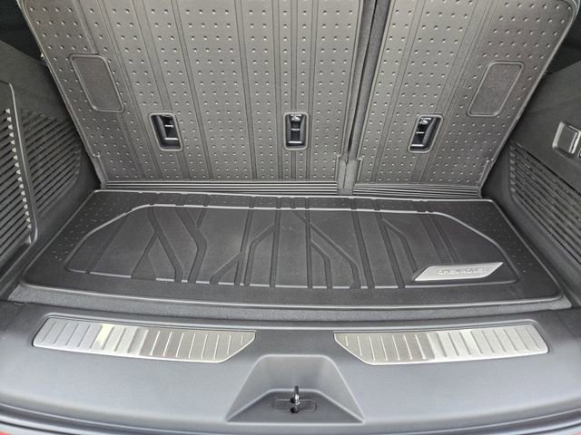 2026 Chevrolet Tahoe Premier - Photo 25