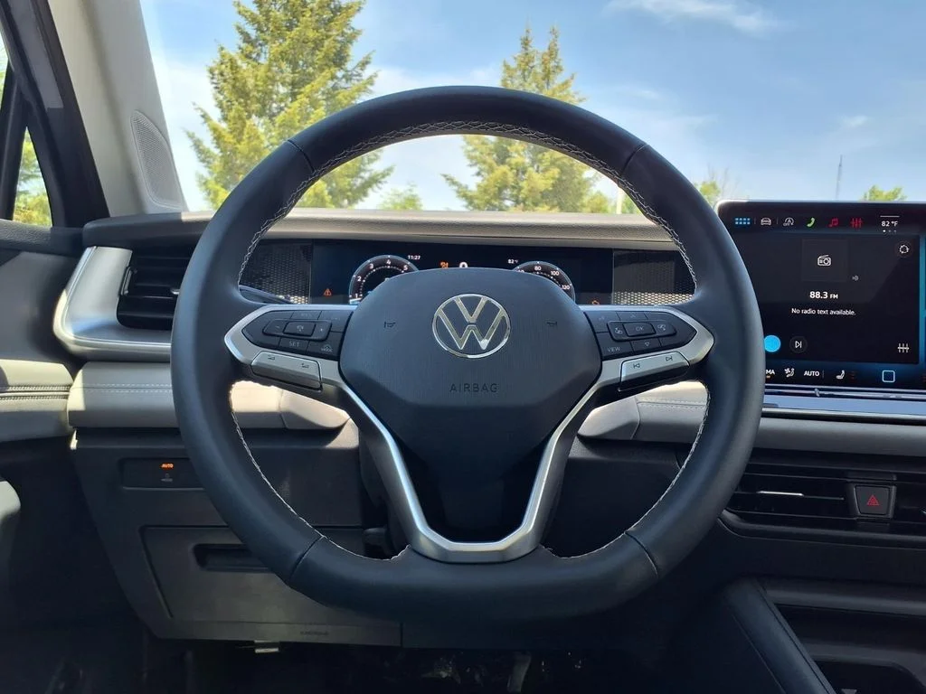 New 2026 Platinum Gray Metallic Volkswagen 2.0T SE image 14