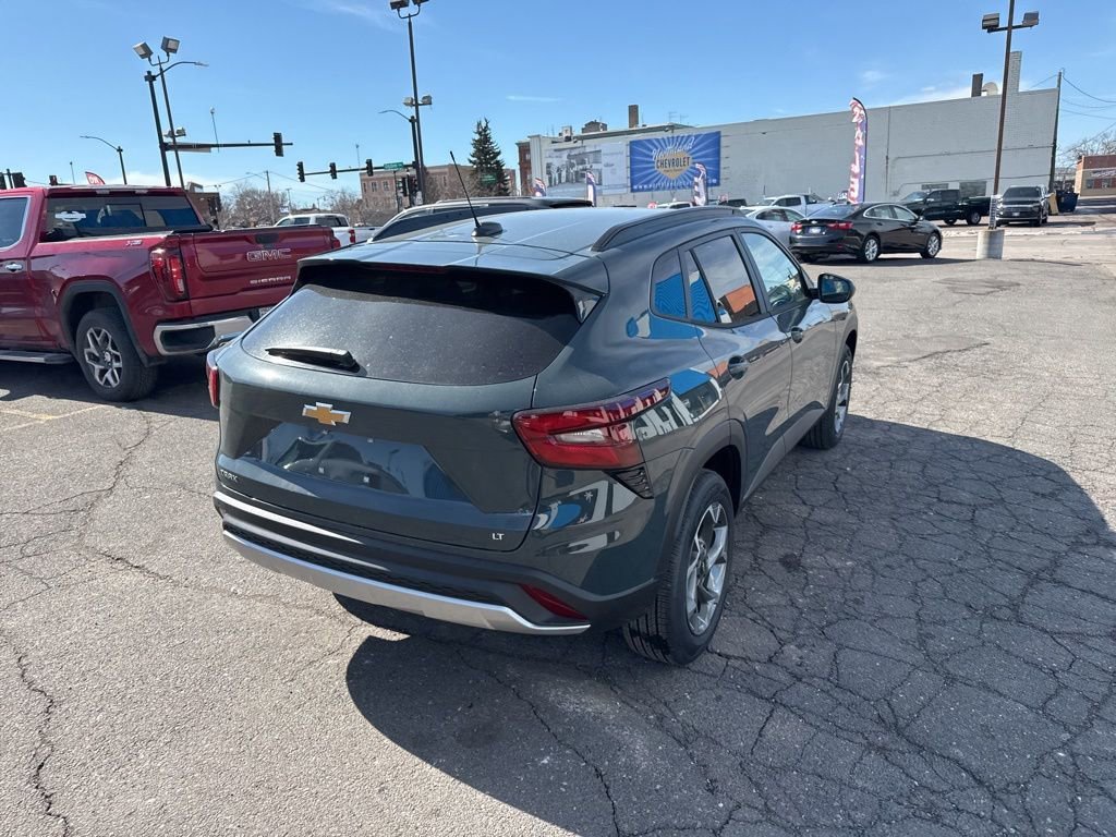 2026 Chevrolet Trax LT - Photo 9