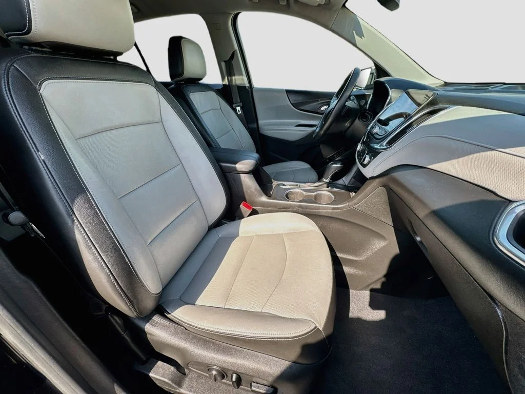Used 2020 Blue Chevrolet Premier image 36
