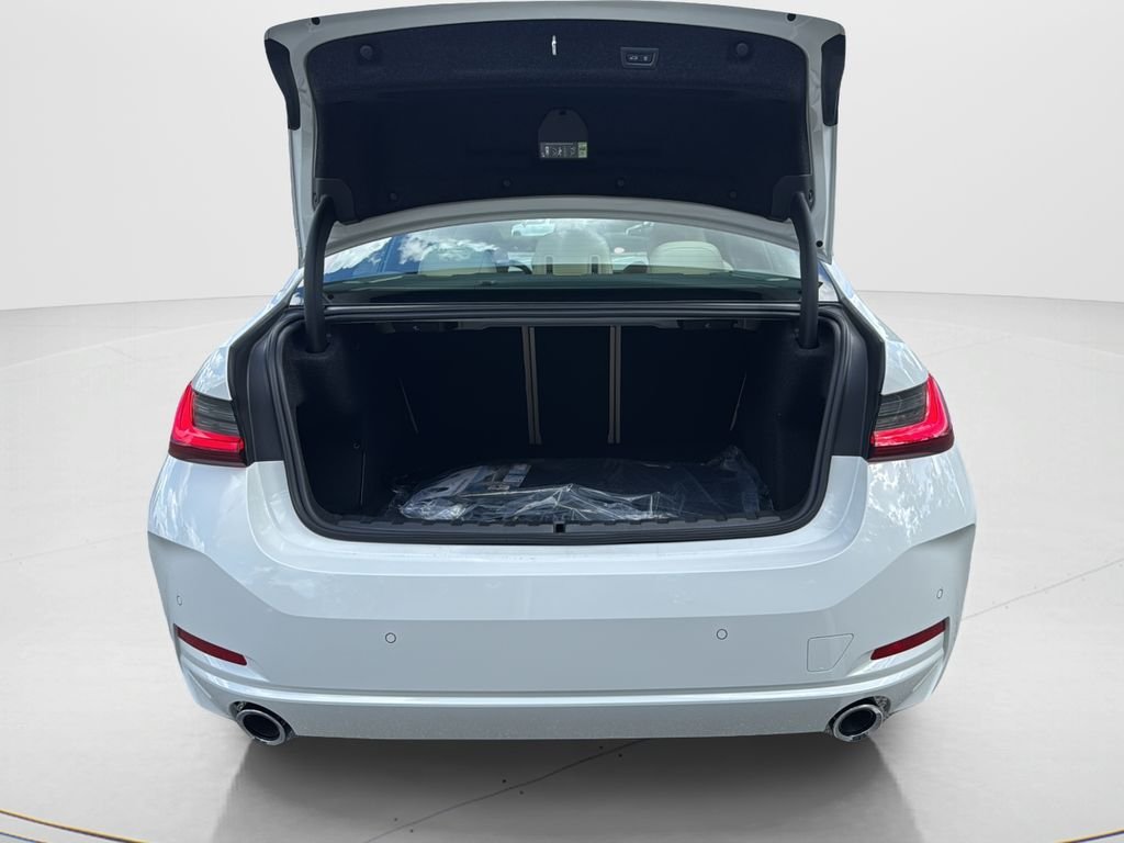 New 2026 Alpine White BMW 330i image 18