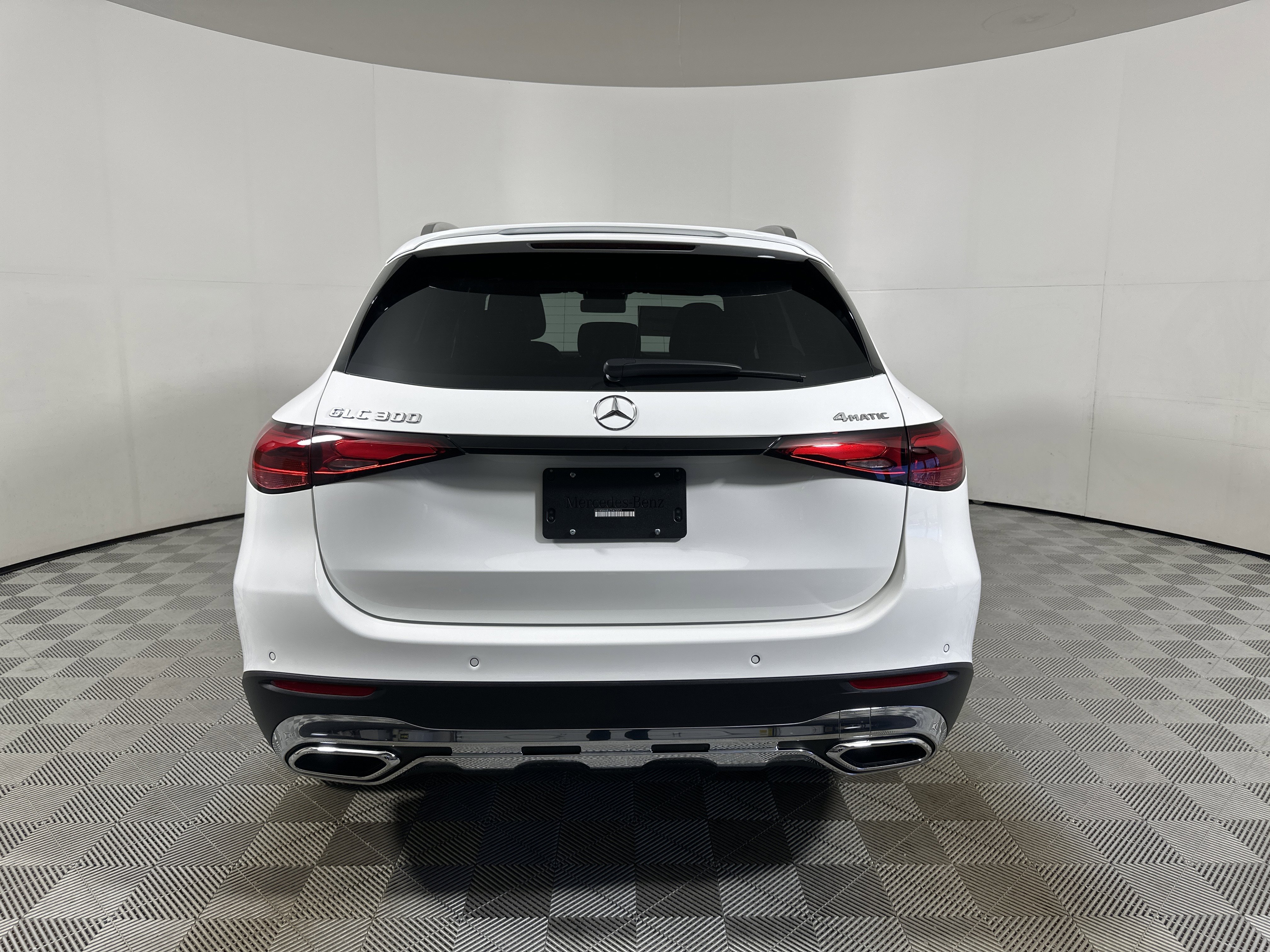 Certified Used 2026 POLAR WHITE Mercedes-Benz GLC 300 image 6