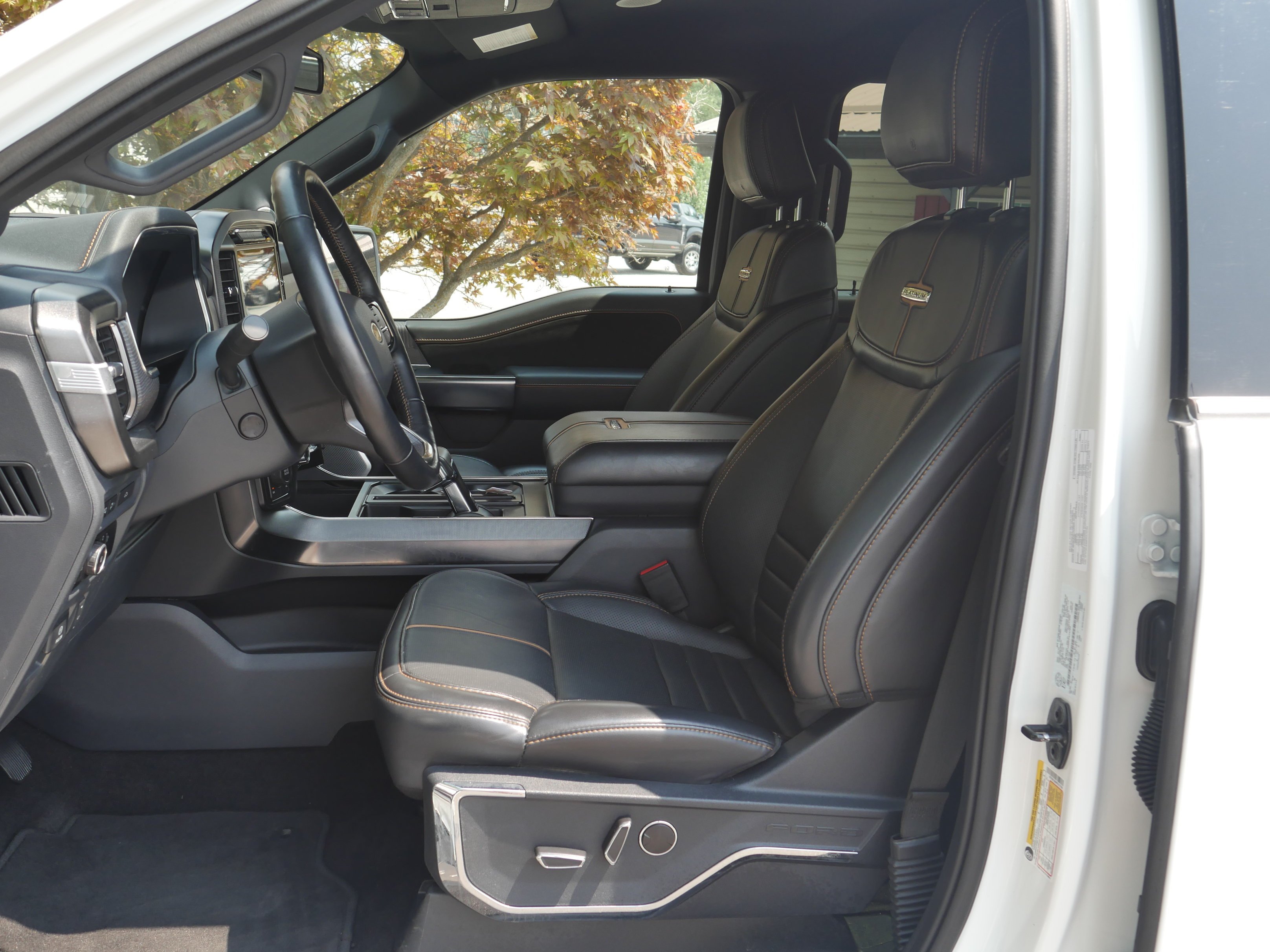 Used 2023 Star White Metallic Tri-Coat Ford Platinum image 3