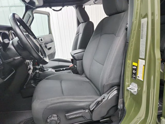 Used 2020 Green Jeep Unlimited Sport S image 20