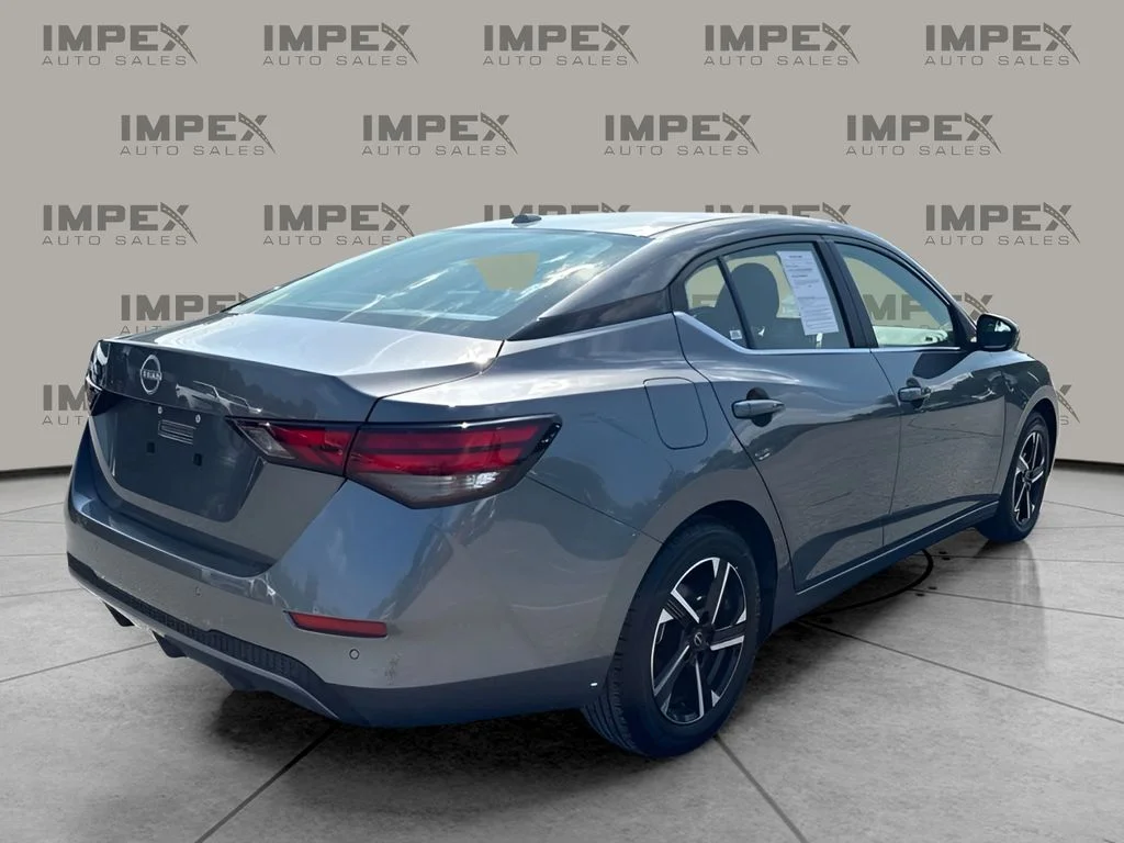 Used 2025 Gray Nissan SV image 3