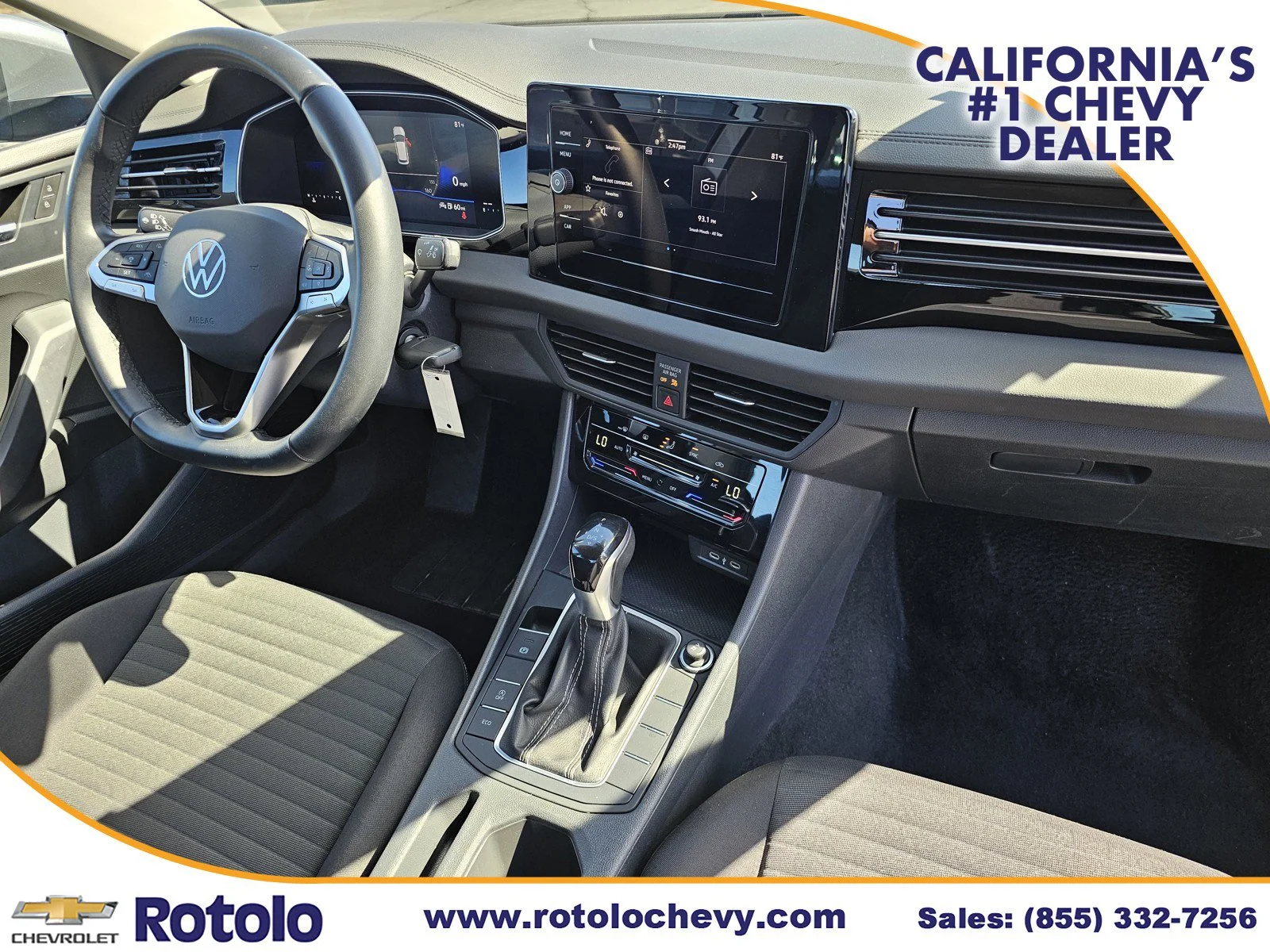 Used 2025  Volkswagen S image 9