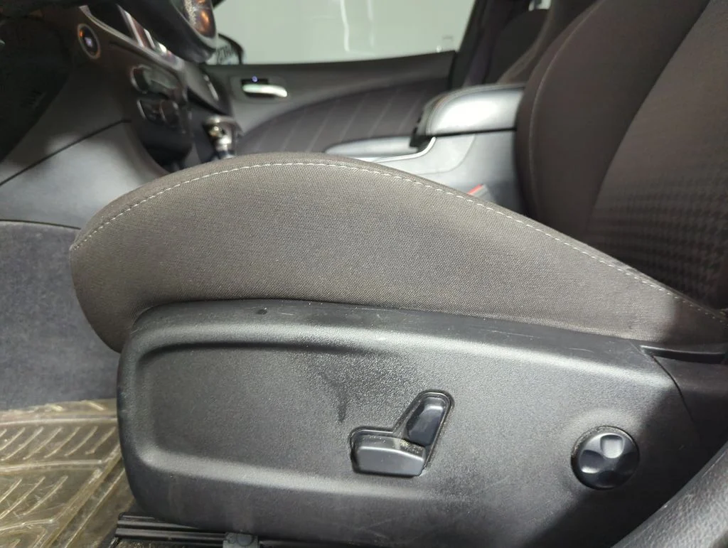 Used 2021 Triple Nickel Clearcoat Dodge R/T image 25