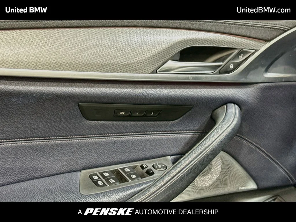 Used 2017 Alpine White BMW 540i image 3