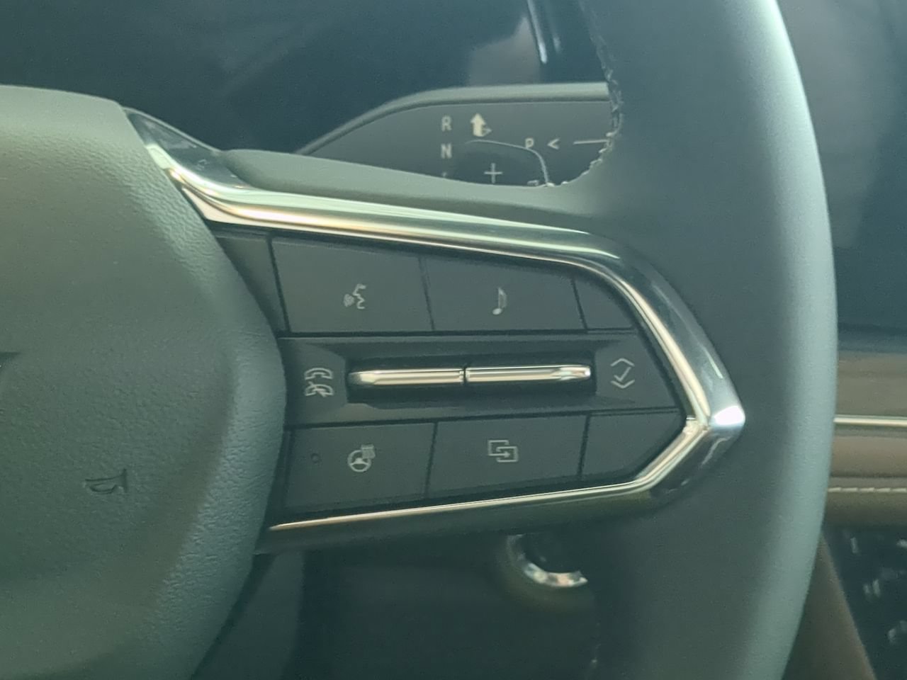 New 2026 Polar White Tricoat Chevrolet High Country image 21