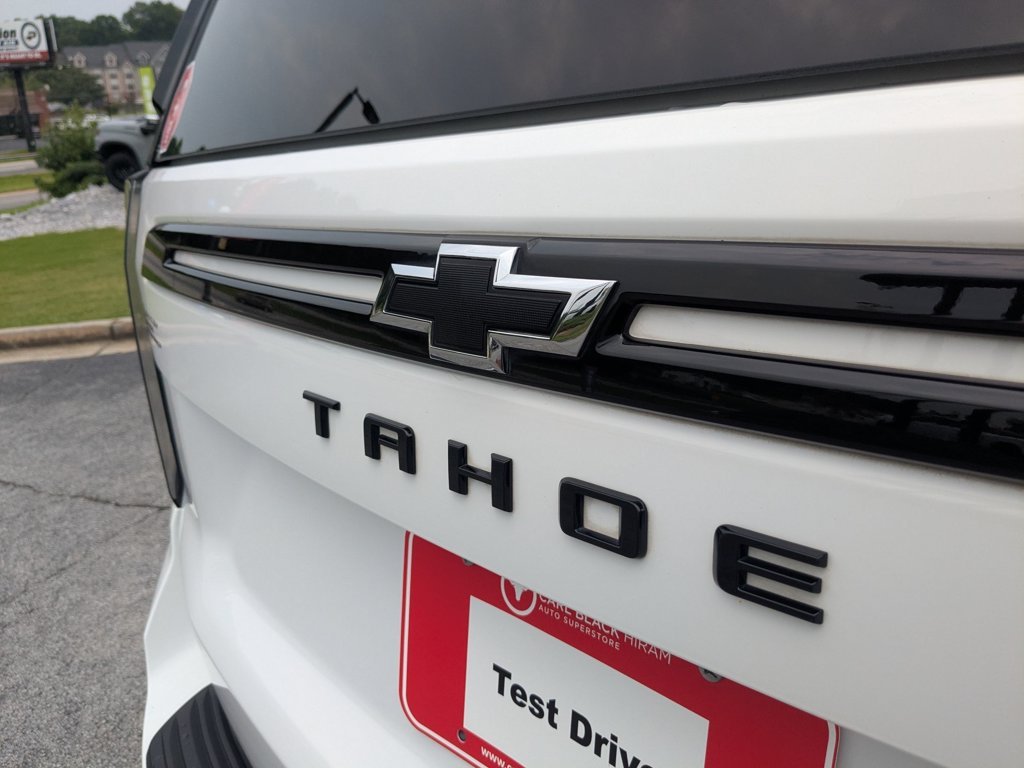 Used 2023 Summit White Chevrolet Z71 image 32