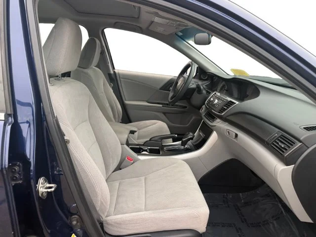 Used 2013 Blue Honda EX image 29