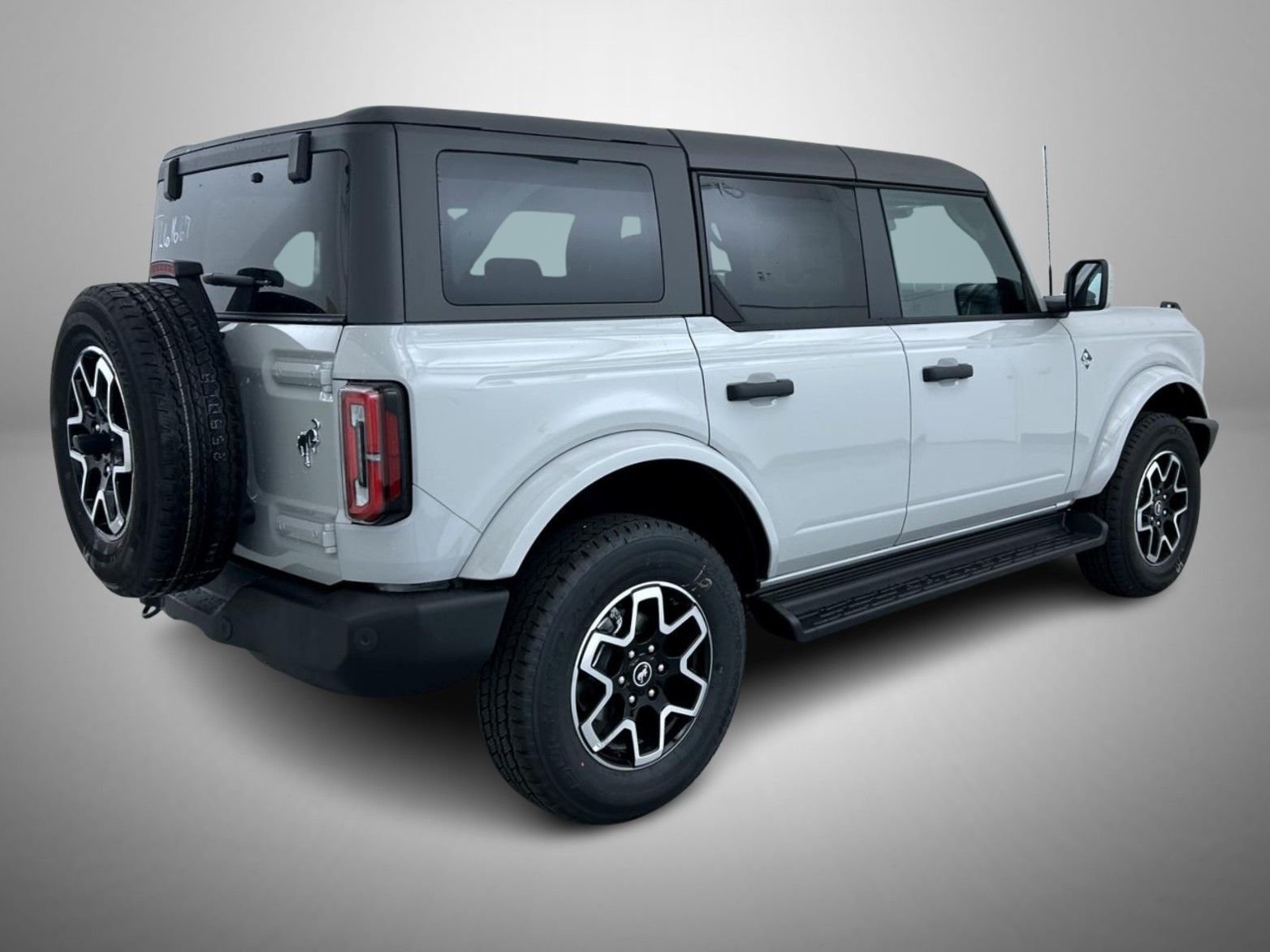 New 2026 Avalanche Gray Ford Outer Banks image 5
