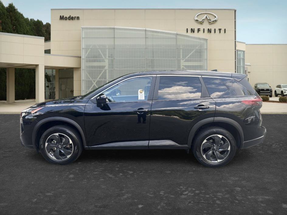 Used 2025 Super Black Nissan SV image 7