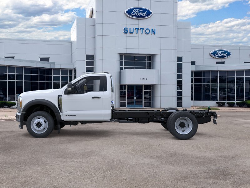 New 2025 Oxford White Ford F-450® XL image 63