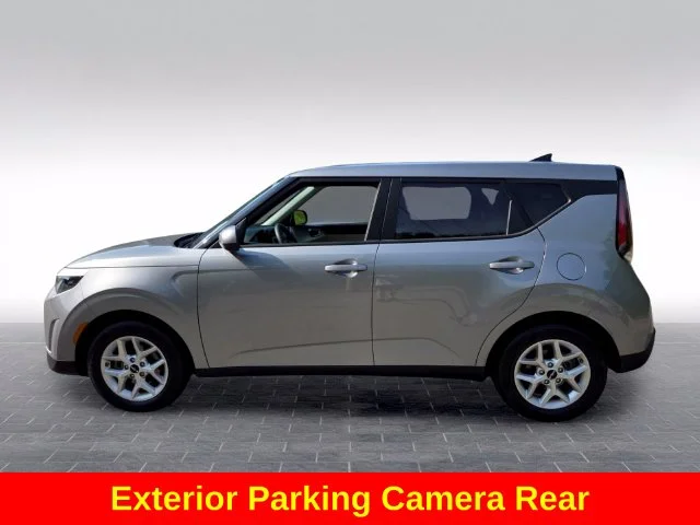Used 2025 Silver Kia  image 5