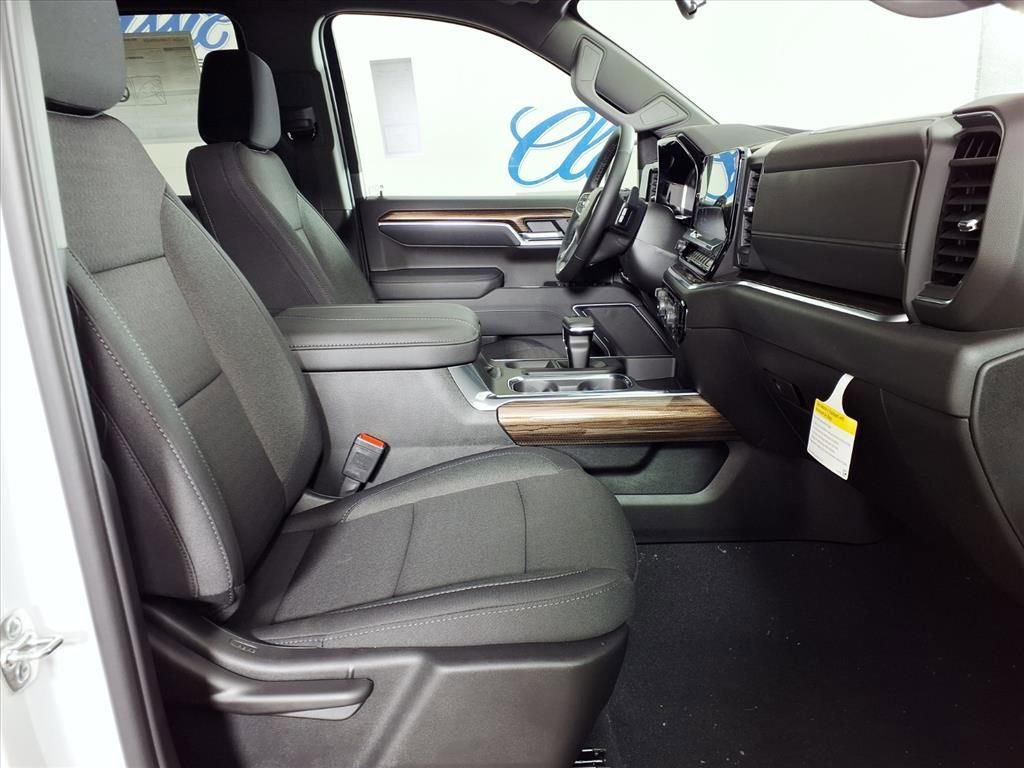 2026 Chevrolet Silverado 1500 LT - Photo 31