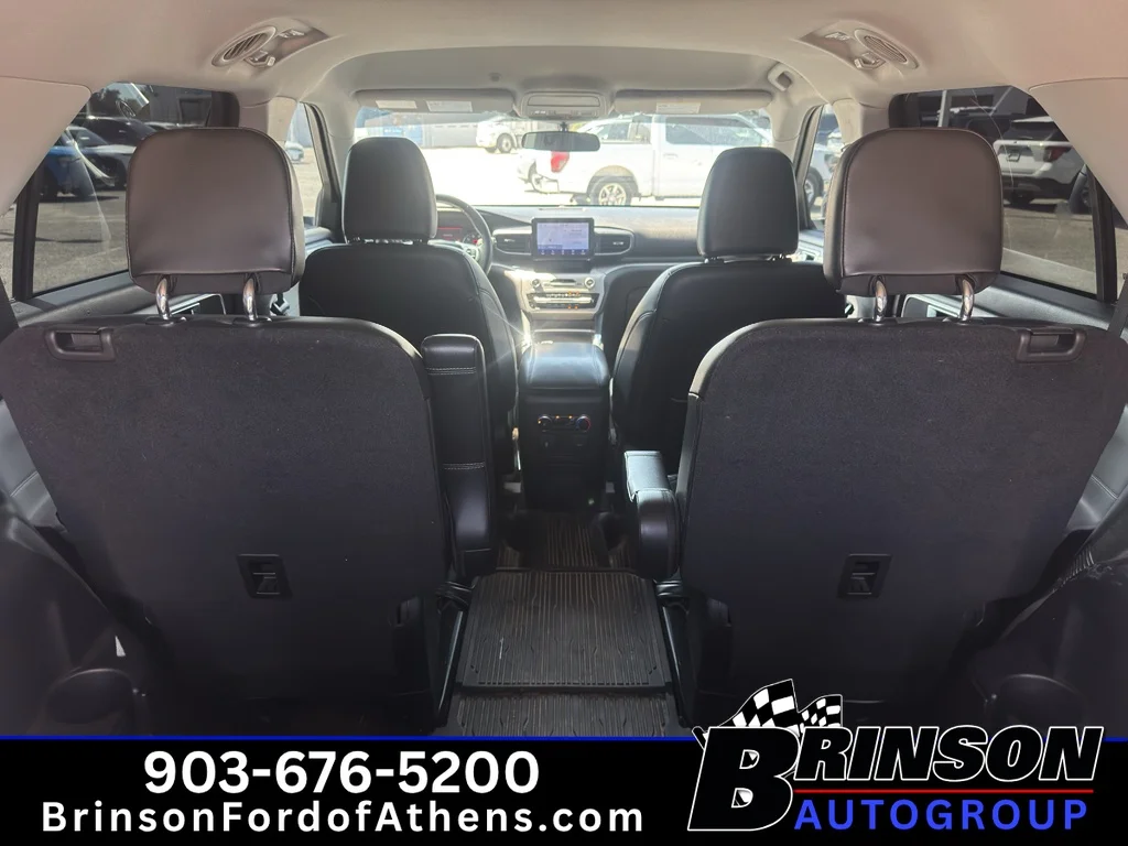 Used 2023 Agate Black Metallic Ford XLT image 10