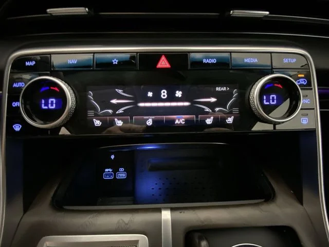 Used 2024 Silver Genesis 3.5T Advanced image 19