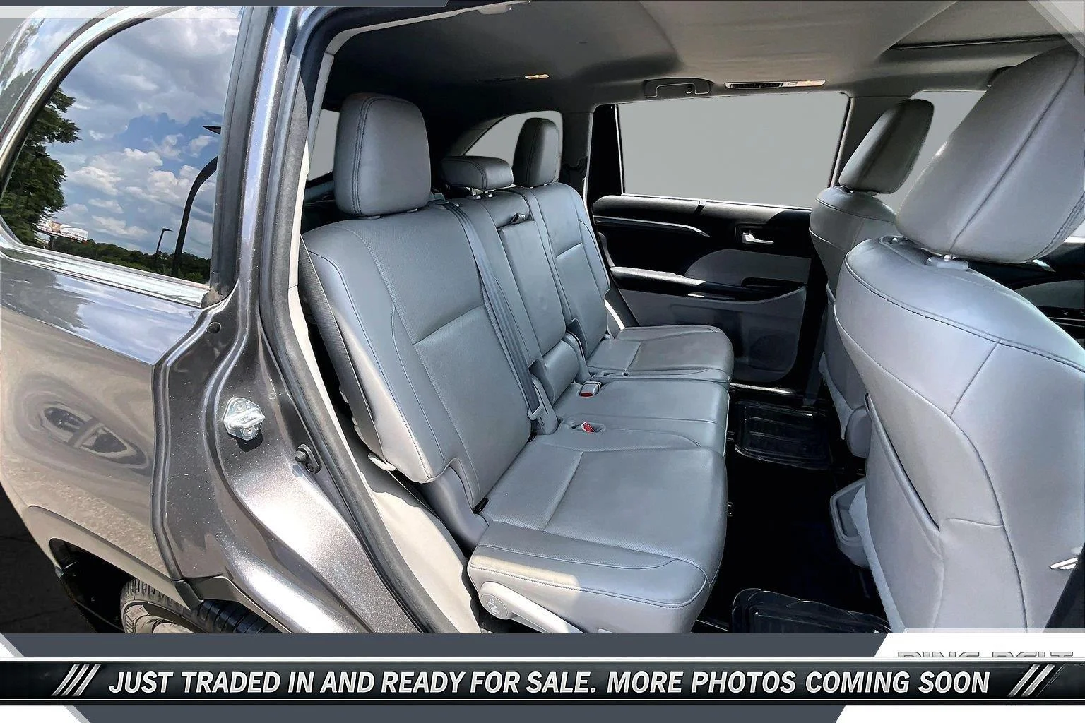 Used 2017 Predawn Gray Mica Toyota Limited image 20