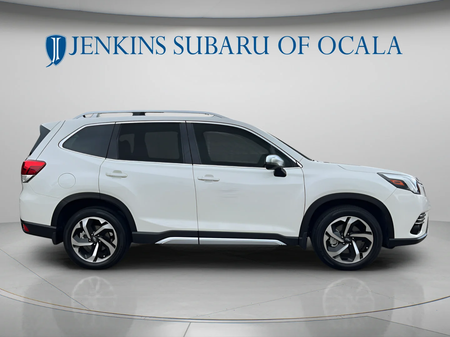 Used 2023 Crystal White Pearl Subaru Touring image 2