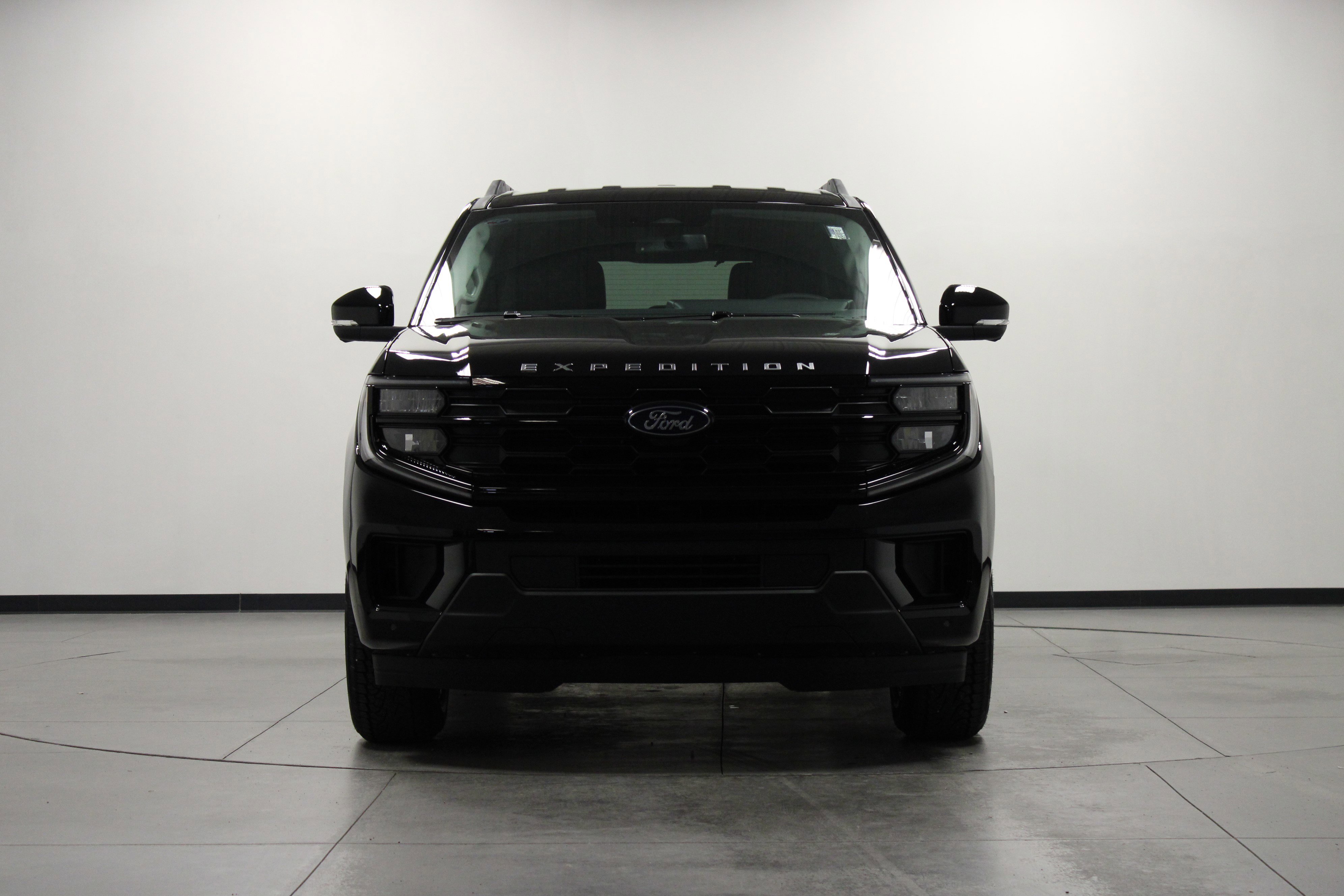 New 2026 Agate Black Metallic Ford Active image 9