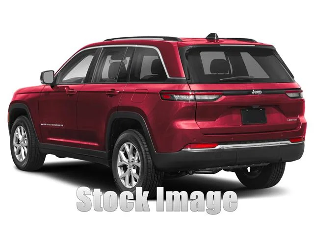 Used 2025 Baltic Gray Metallic Clearcoat Jeep Laredo 4x2 image 20