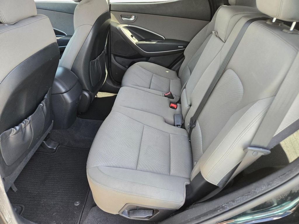 Used 2014 Black Hyundai Base image 14
