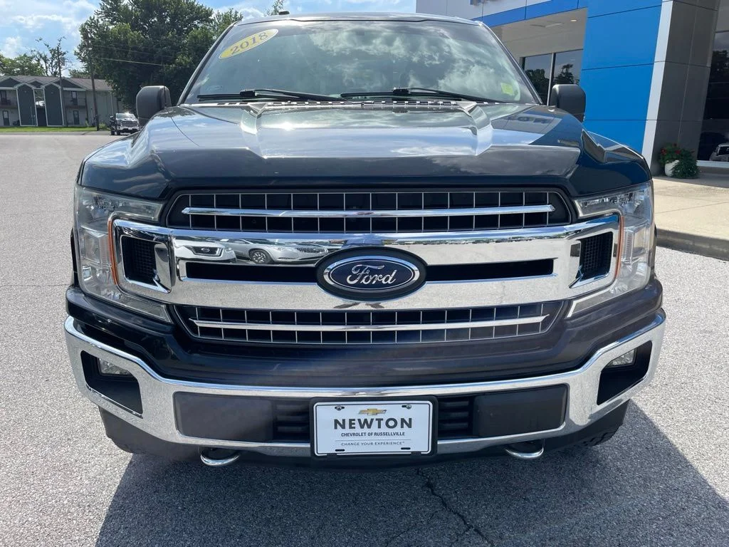 Used 2018 Shadow Black Ford XLT image 2