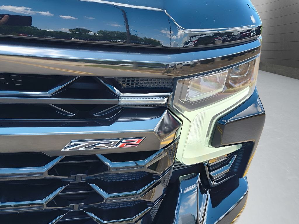 Used 2023 Black Chevrolet ZR2 image 13