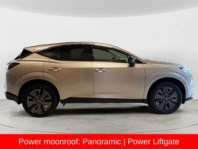 Used 2025 Gold Nissan SL image 7