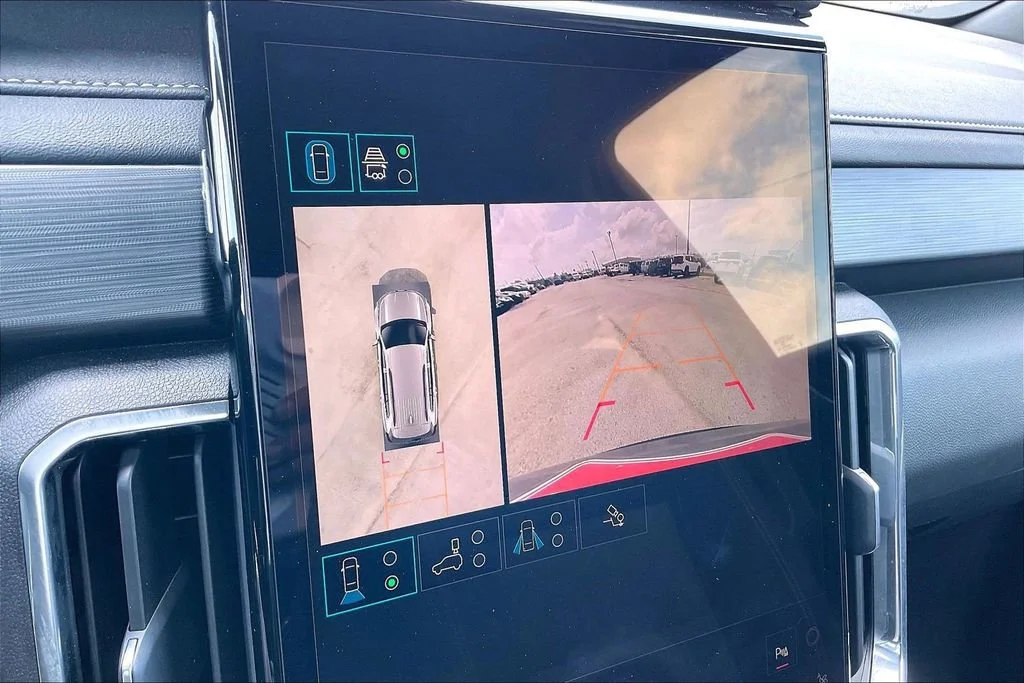 2025 GMC Acadia Elevation - Photo 13
