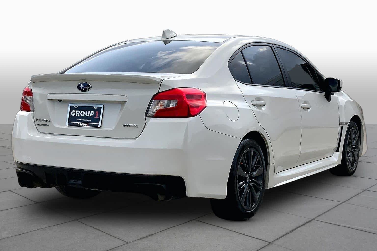 Used 2021 Crystal White Pearl Subaru  image 11