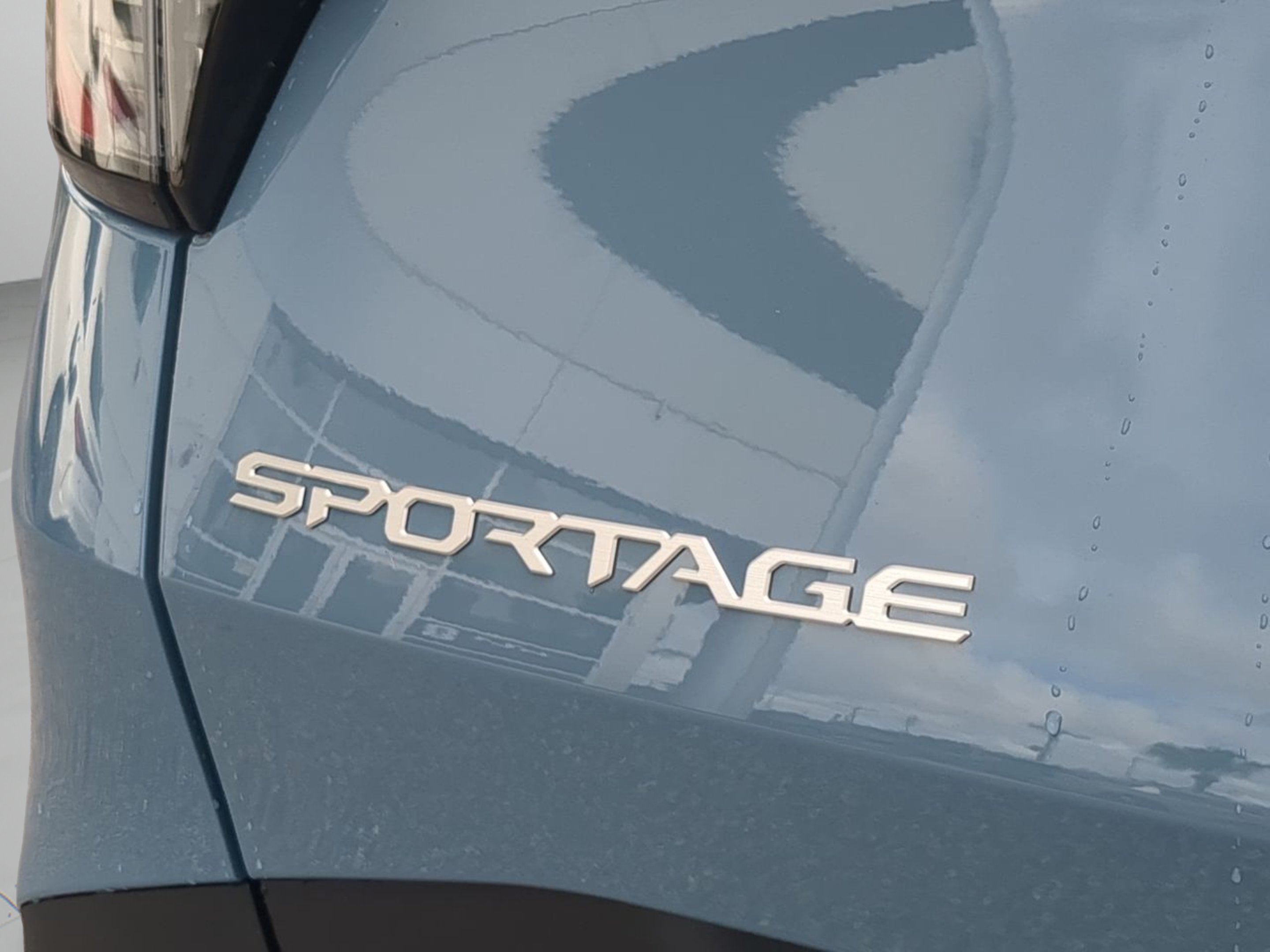New 2027 Heritage Blue Kia EX image 43