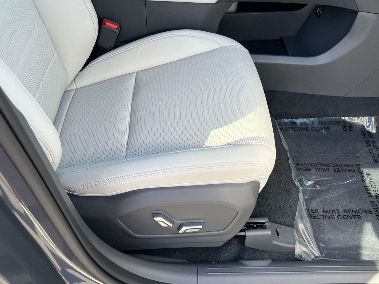 New 2026 Ecotronic Gray Hyundai Limited AWD image 18