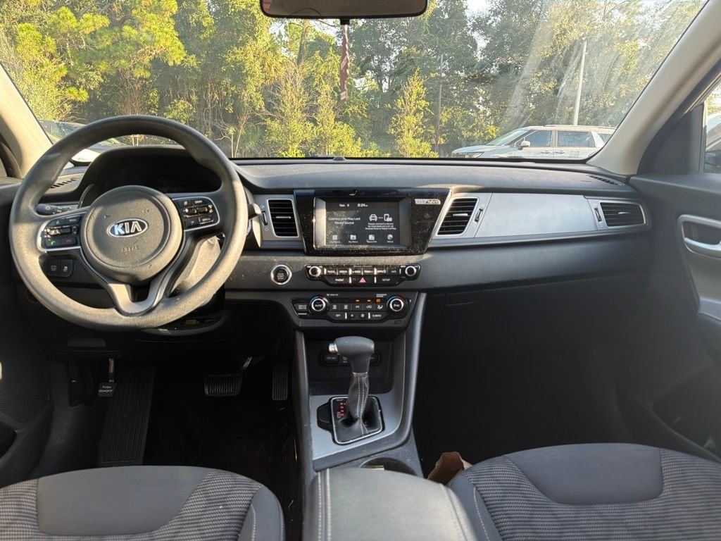 Used 2018 Metal Stream Kia LX image 22