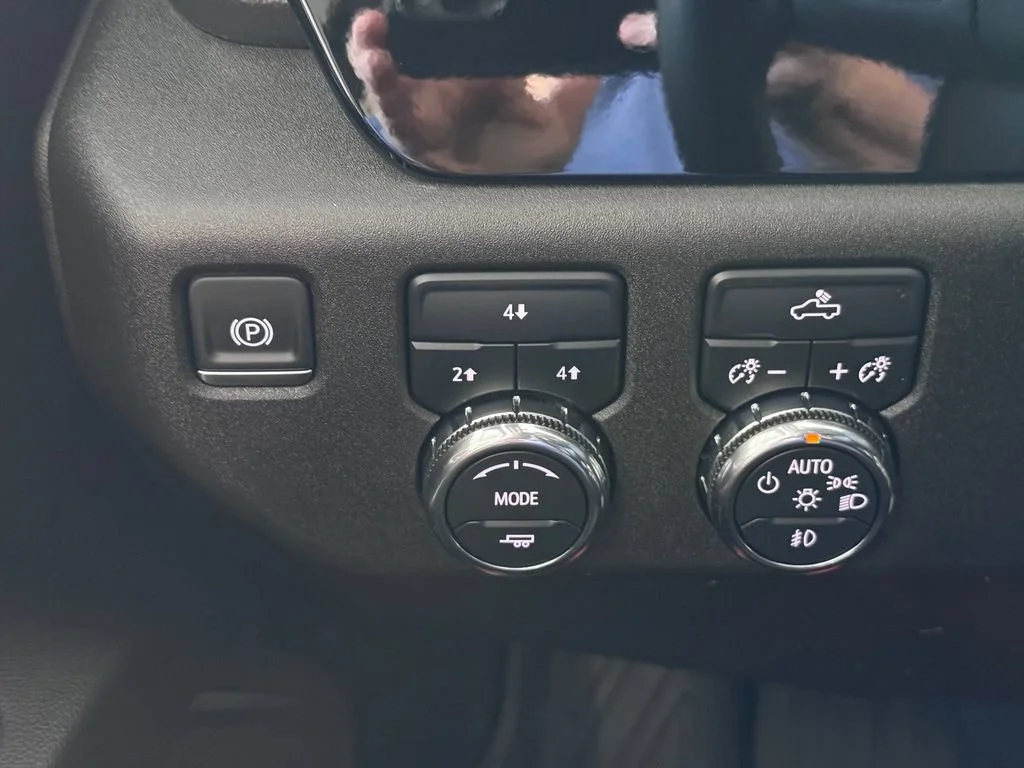 2025 GMC Sierra 2500HD SLE - Photo 25