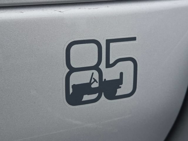 New 2026 Silver Zynith Exterior Paint Jeep 85th Anniversary Edition image 28