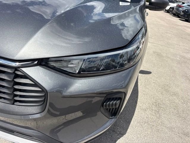 Used 2025 Gray Ford Active image 9
