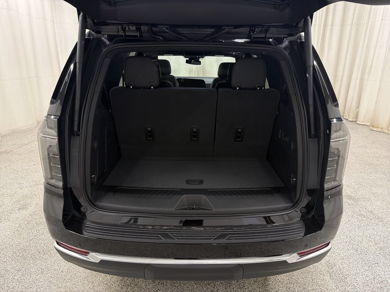 2026 Chevrolet Tahoe LT - Photo 17
