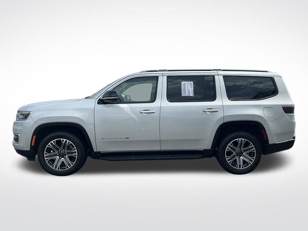 Used 2023 Silver Jeep Series II image 3